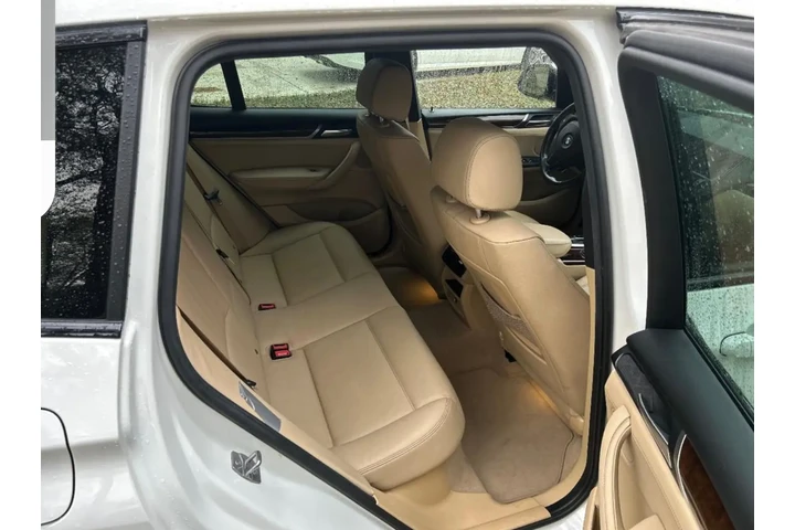 $7850 : 2016 BMW X3 sDrive 28i image 1