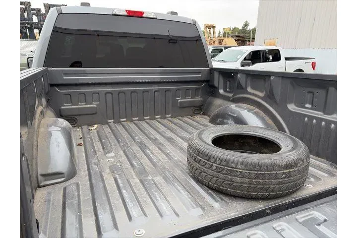 $37500 : Ford F-150 2023 4x2 Lariat 4 image 5