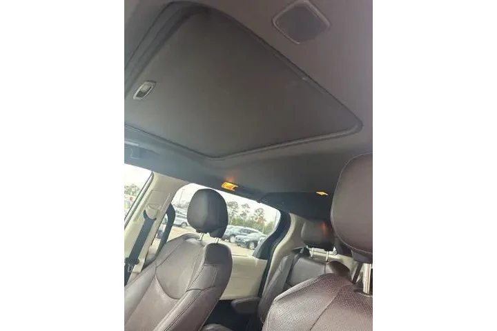 $34296 : Toyota Sienna 2021 Platinum image 9