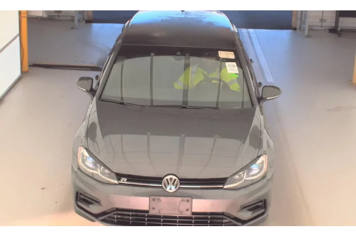 $38490 : Volkswagen Golf R 2022 AWD 4 image 3