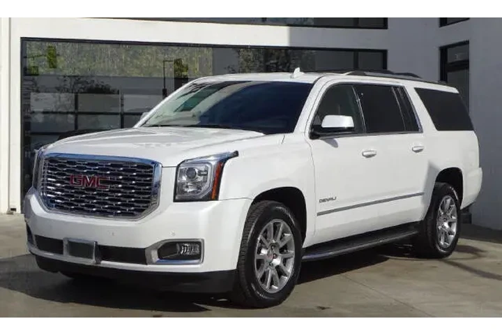 2018 GMC Yukon XL image 1