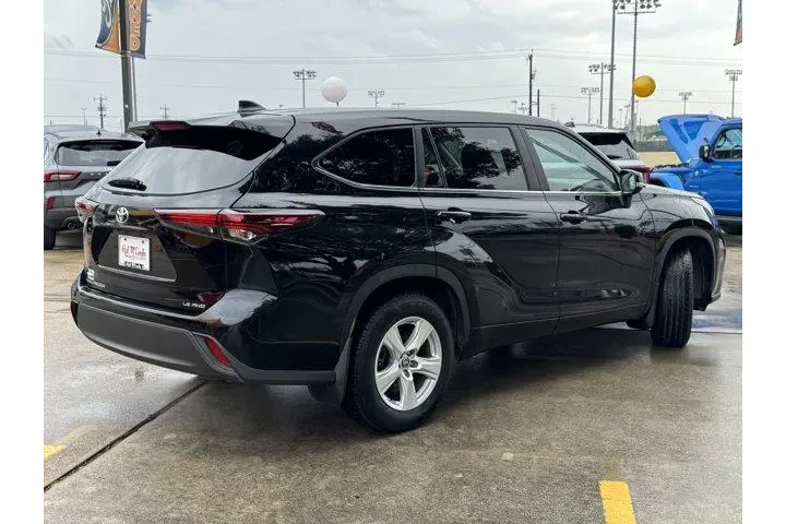 $29998 : Toyota Highlander 2024 AWD L image 5