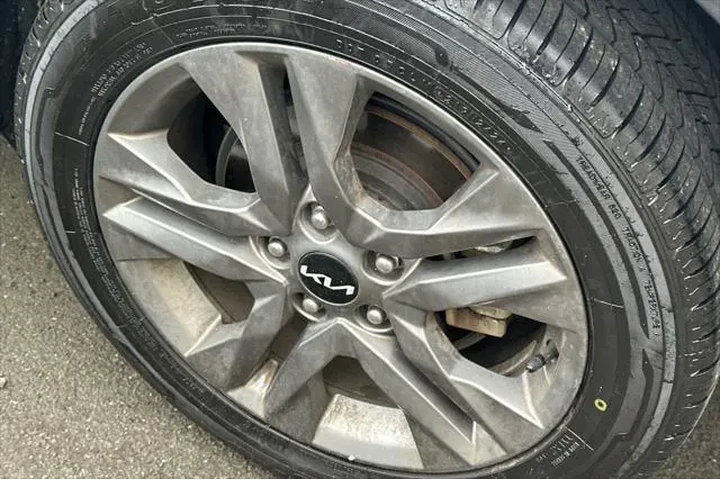 $15990 : Kia Seltos 2022 AWD S 4dr SU image 4