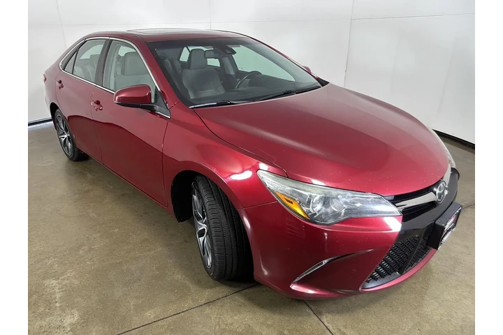$14289 : 2015 Camry XSE image 7