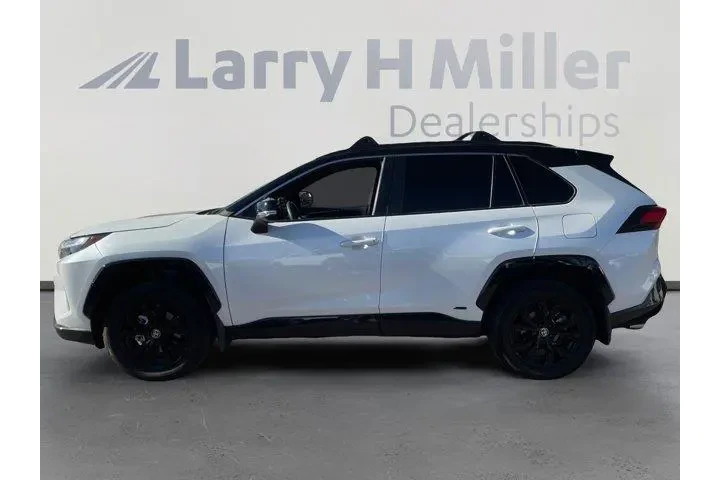 Toyota RAV4 Hybrid 2024 AWD image 2