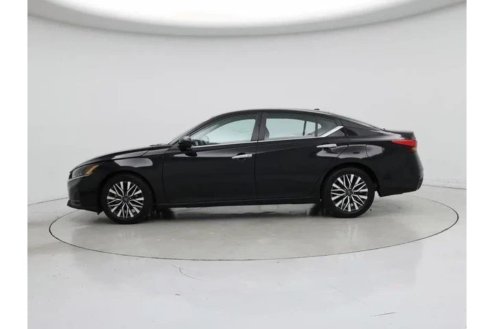 $21998 : Nissan Altima 2025 2.5 SV 4d image 3