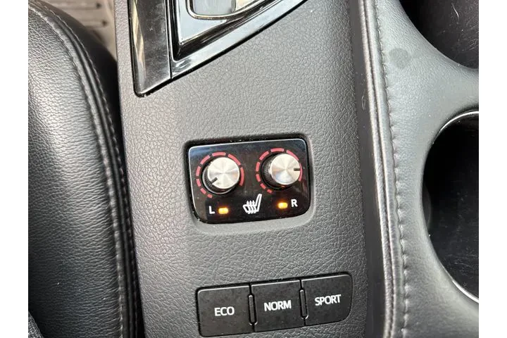 $9730 : Pre-Owned 2015 Avalon XLE image 6