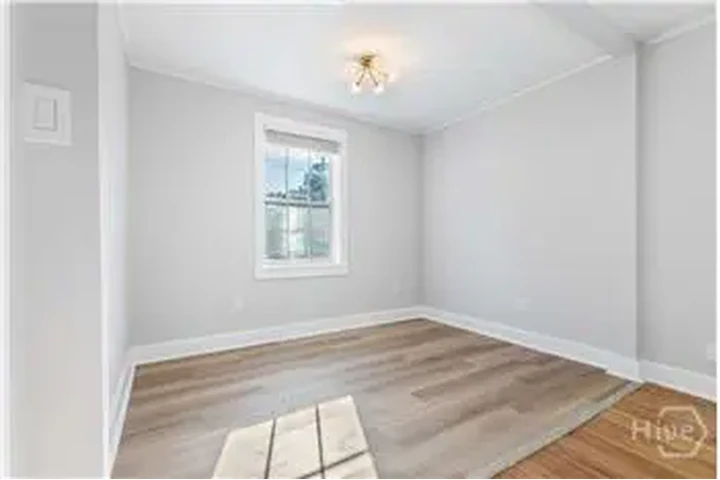 $1990 : Rental property with 3 bedro image 9