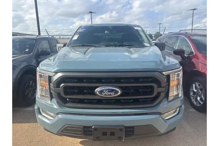 $34748 : Ford F-150 2023 4x2 XL 4dr S image 2