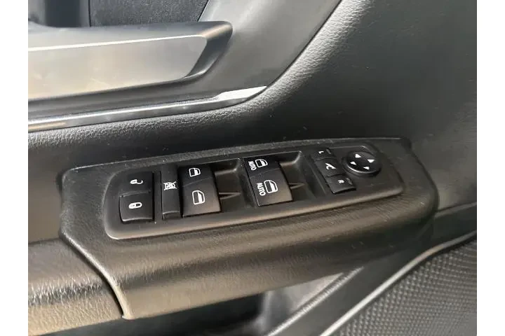 $28820 : Ram 1500 2019 4x2 Big Horn 4 image 7