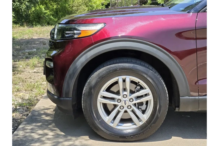 $26991 : Ford Explorer 2022 AWD XLT 4 image 9