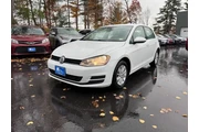 $10599 : 2015 Golf thumbnail