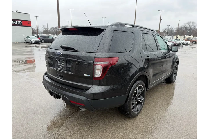 $7980 : 2015 Explorer 4dr Sport image 2