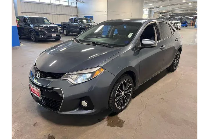 $16971 : Toyota Corolla 2016 S 4dr Se image 7