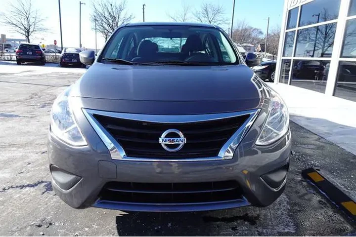 $7590 : 2018 Versa Sedan image 3