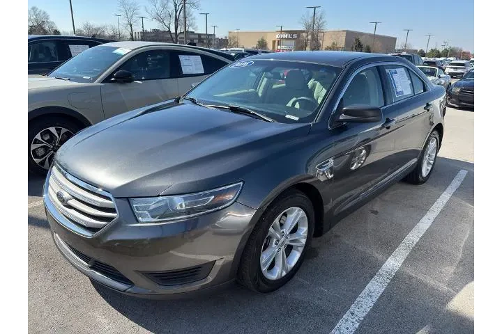 $13000 : Ford Taurus 2016 SE 4dr Seda image 2