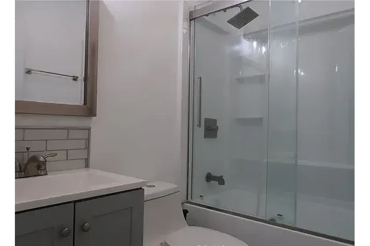 $2000 : WELCOME TO ****Downey, CA**** image 2