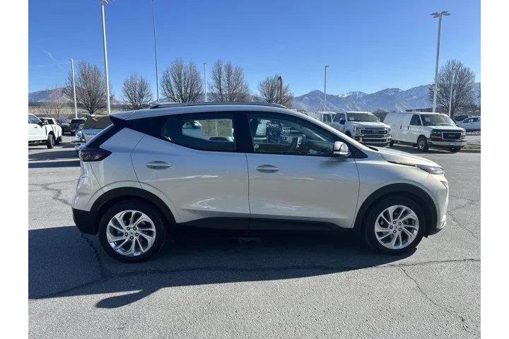 $16578 : Chevrolet Bolt EUV 2023 LT 4 image 6