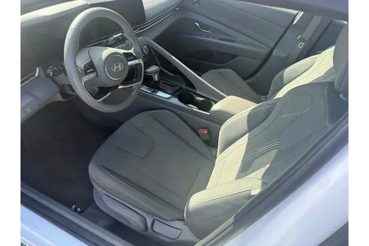 $21440 : Hyundai ELANTRA 2025 SEL Con image 10