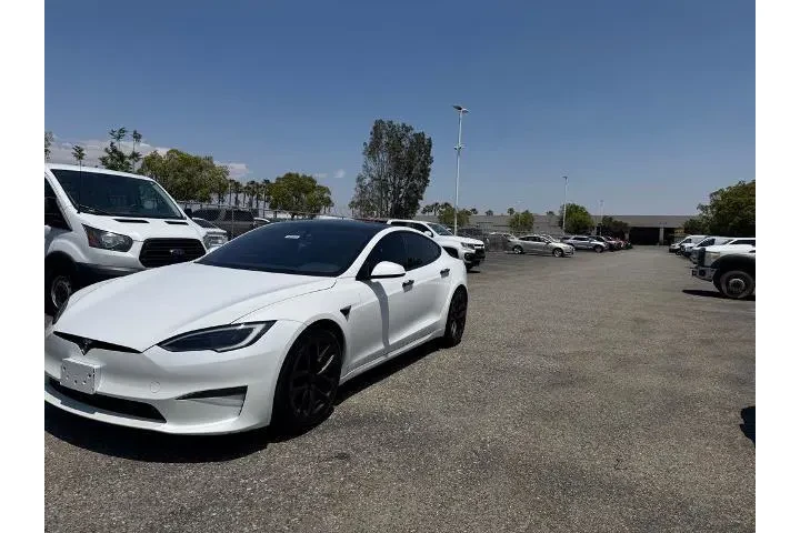 $39200 : Tesla Model S 2022 AWD 4dr L image 1