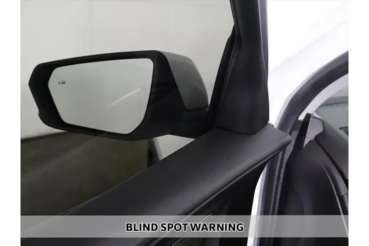 $19993 : GMC Terrain 2022 AWD SLE 4dr image 4