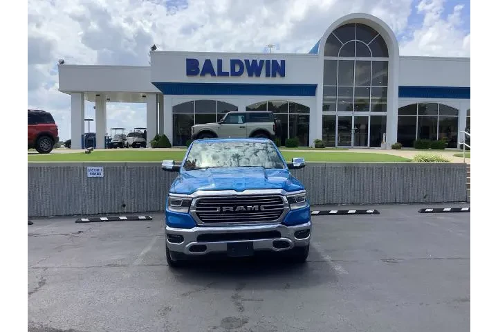 $39950 : Ram 1500 2024 4x2 Laramie 4d image 2