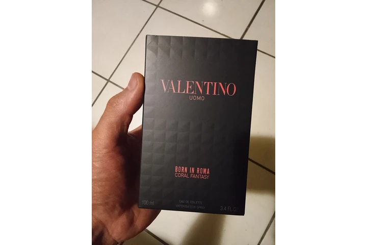 Perfum Valentino Coral Fantasy image 3