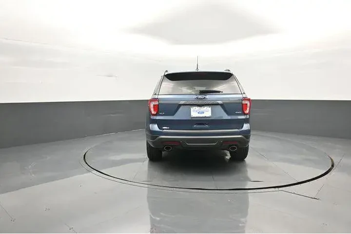 $19908 : Ford Explorer 2019 AWD XLT 4 image 5