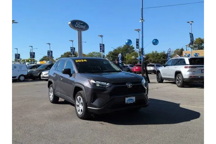 $25947 : Toyota RAV4 2024 LE 4dr SUV image 2