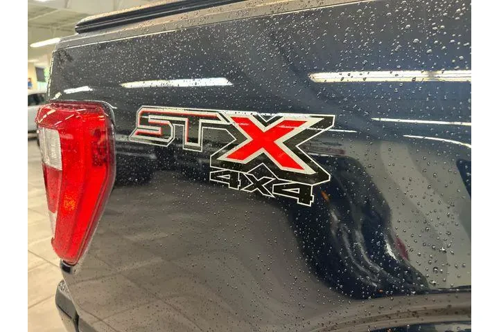 $35000 : Ford F-150 2023 4x4 XLT 4dr image 8