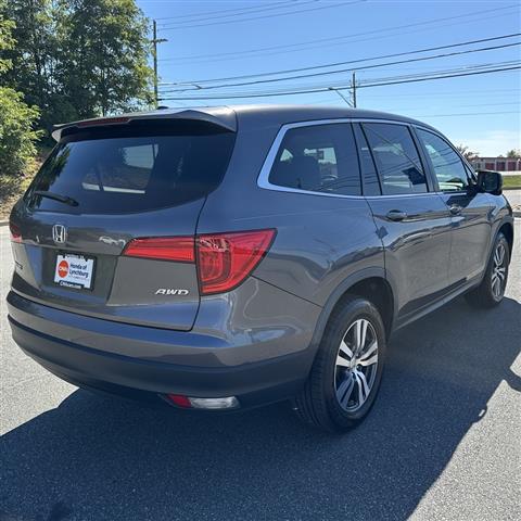 $22704 : PRE-OWNED 2017 HONDA PILOT EX image 5