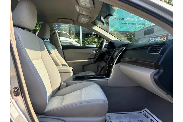 $12499 : 2016 Camry LE image 9