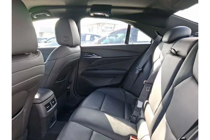 $25590 : Cadillac CT4 2022 Luxury 4dr image 6