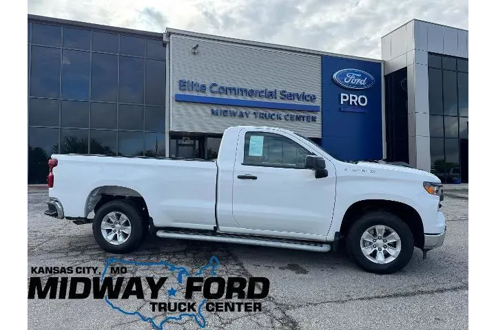 $31988 : Chevrolet Silverado 1500 202 image 1