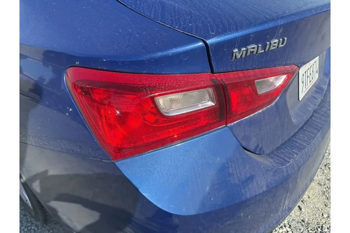 $16599 : Chevrolet Malibu 2023 LT 4dr image 10