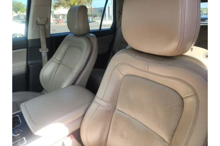 $33100 : Lincoln Aviator 2020 AWD Res image 8