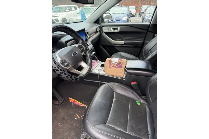 $23578 : Ford Explorer 2021 Limited 4 image 10