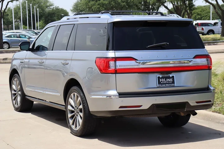 $37998 : 2020 Navigator Reserve image 8