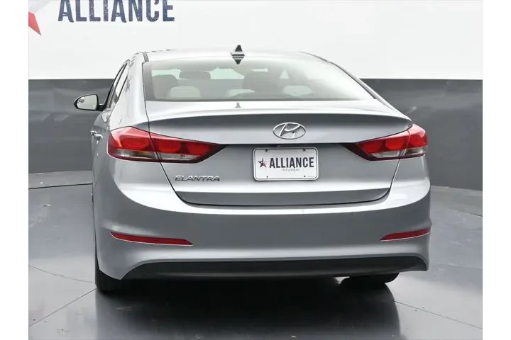 $12000 : Hyundai ELANTRA 2017 SE 4dr image 6