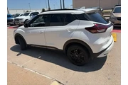 $20921 : Nissan Kicks 2024 SR 4dr Cro thumbnail