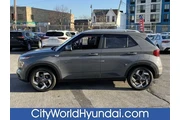 $15086 : Hyundai VENUE 2021 SEL 4dr C thumbnail