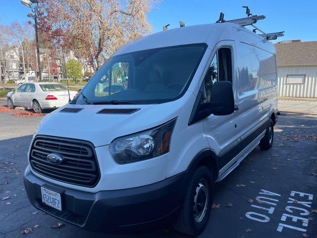 $28950 : 2017 Transit 250 Van image 6