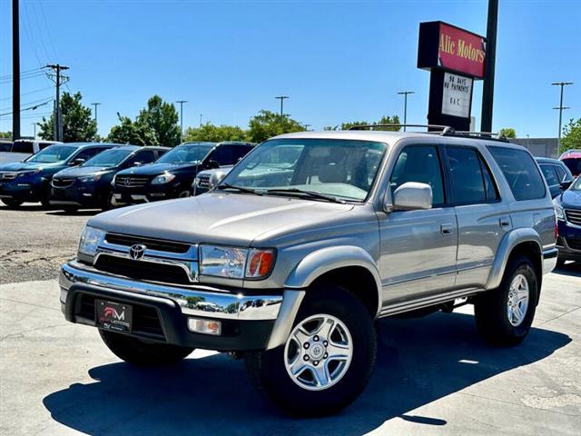 $19950 : 2002 4Runner SR5 image 2