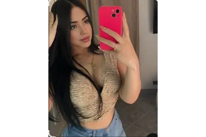 📞(818)799-5003 KATIA image 1