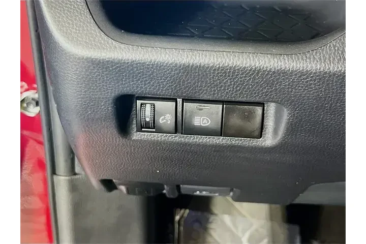 $24900 : Toyota RAV4 2023 XLE 4dr SUV image 10