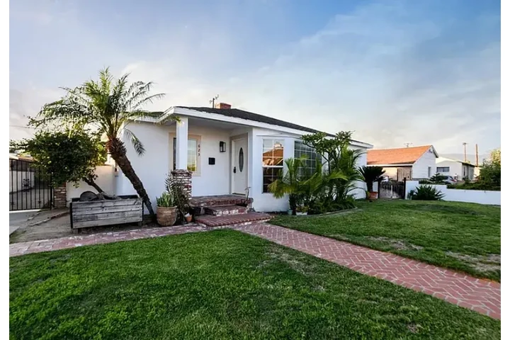 $2780 : Hermosa casa🏠en West Covin 🏠 image 2