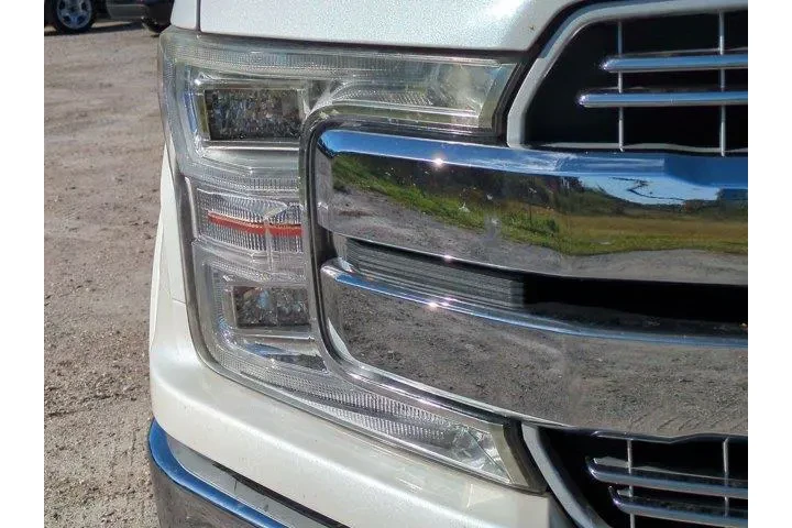 $33450 : Ford F-150 2019 4x4 Lariat 4 image 10