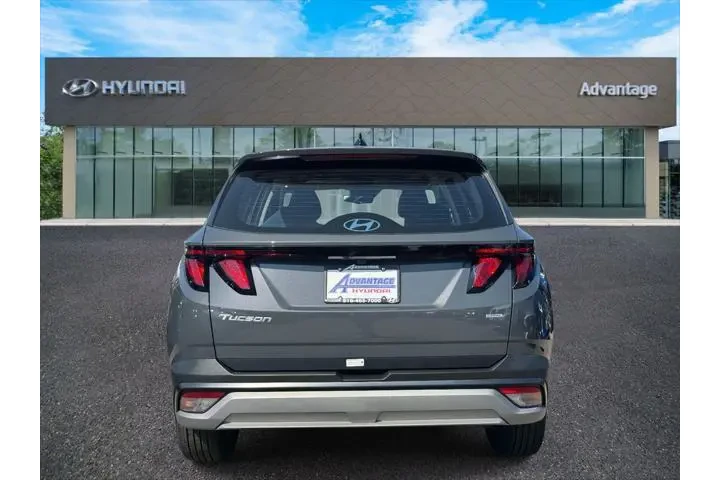 $26995 : Hyundai TUCSON 2025 AWD SE 4 image 6