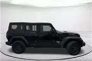 $26698 : Pre-Owned 2021 Wrangler Unlim thumbnail