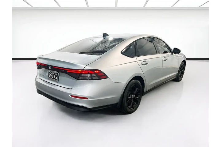 $26488 : Honda Accord 2025 SE 4dr Sed image 2